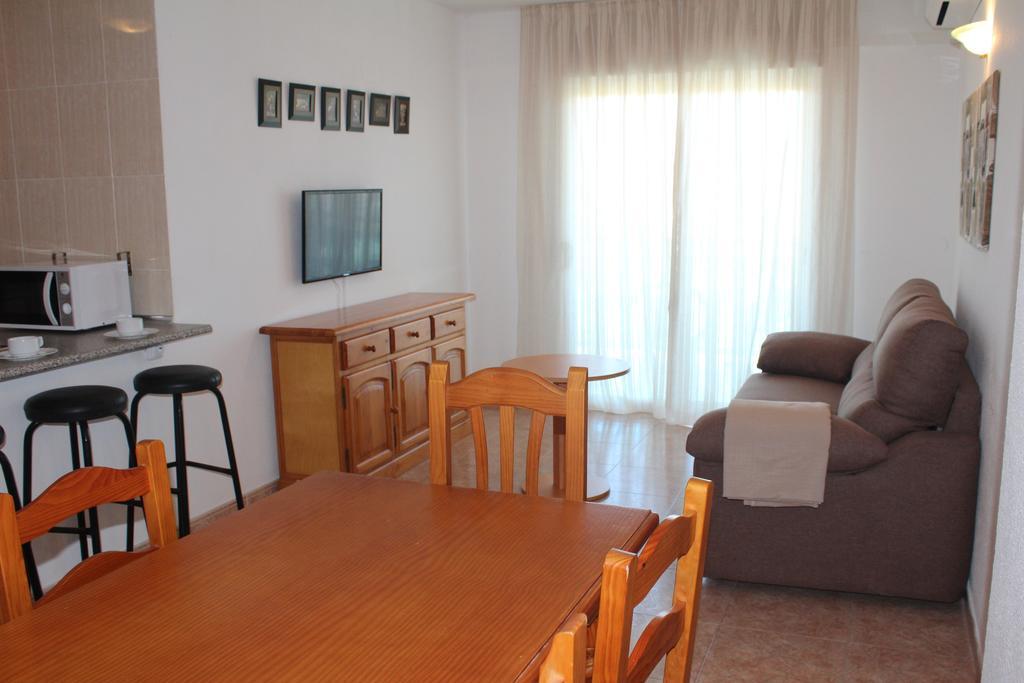 Los Juncos De Pineda Park Salou Ngoại thất bức ảnh