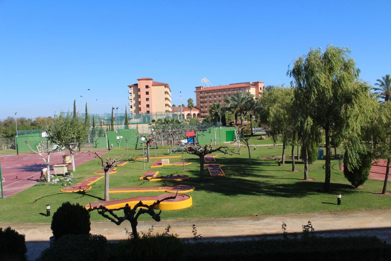 Los Juncos De Pineda Park Salou Ngoại thất bức ảnh