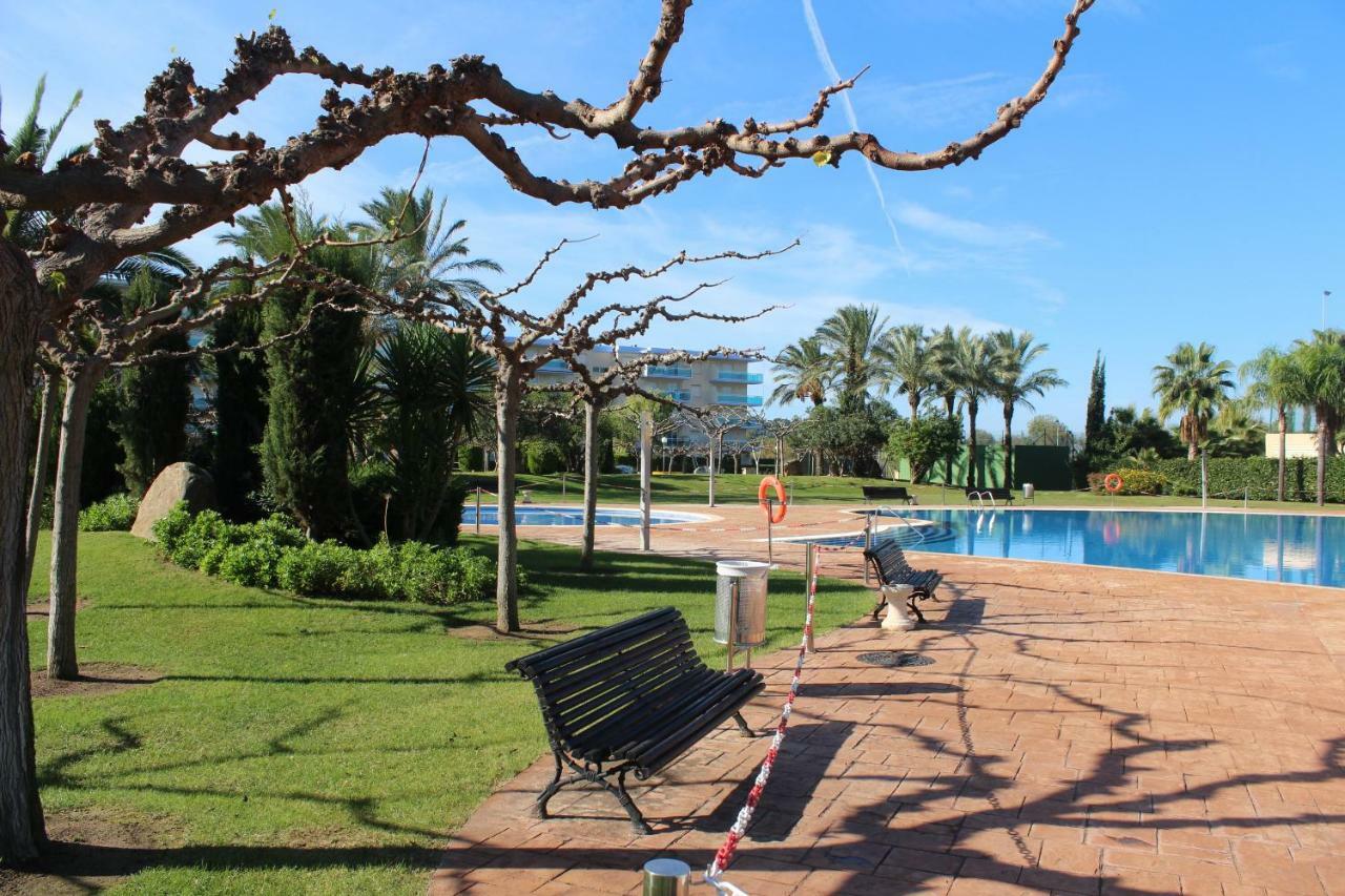 Los Juncos De Pineda Park Salou Ngoại thất bức ảnh